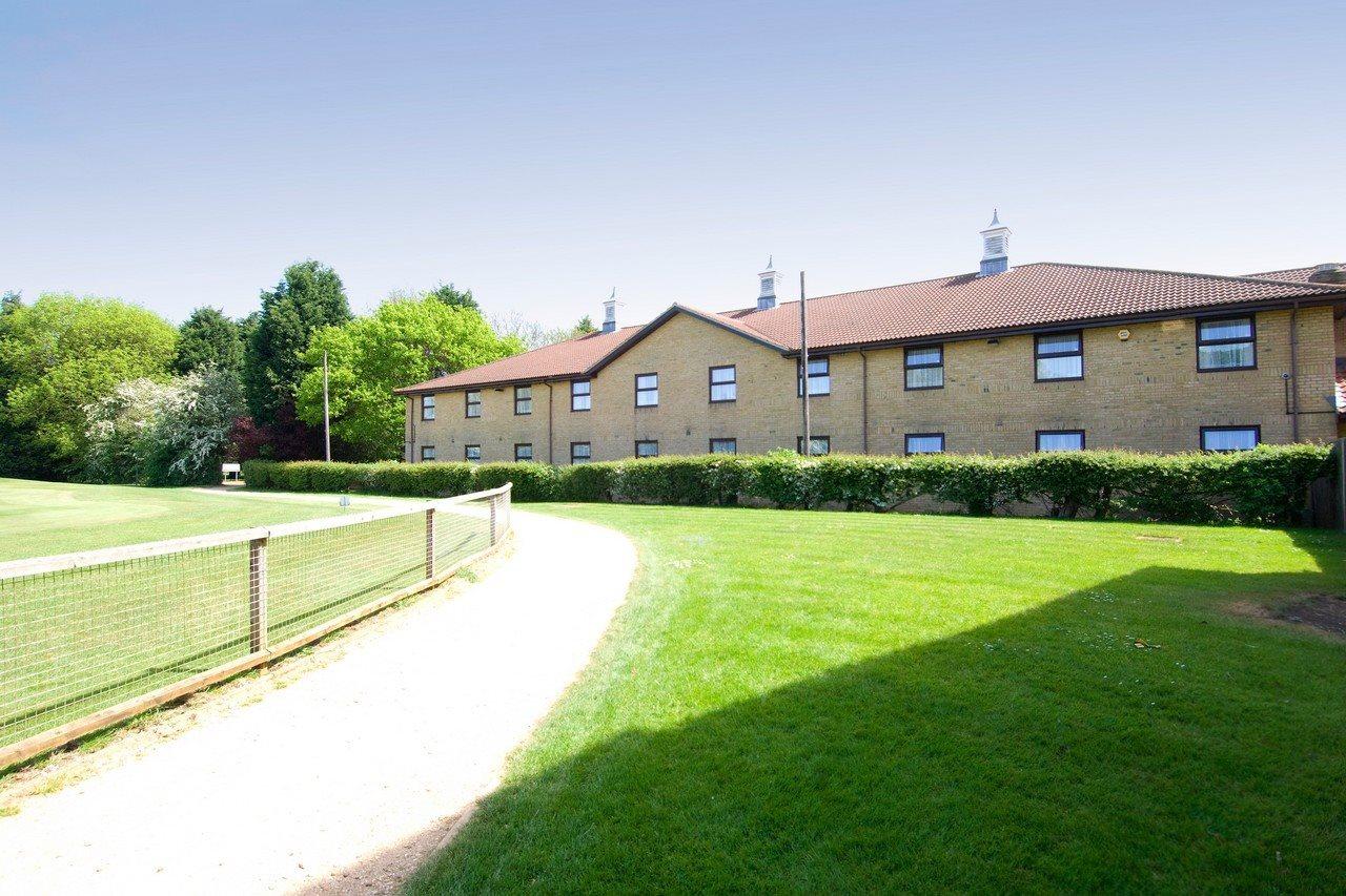 Premier Inn Peterborough - Ferry Meadows Экстерьер фото
